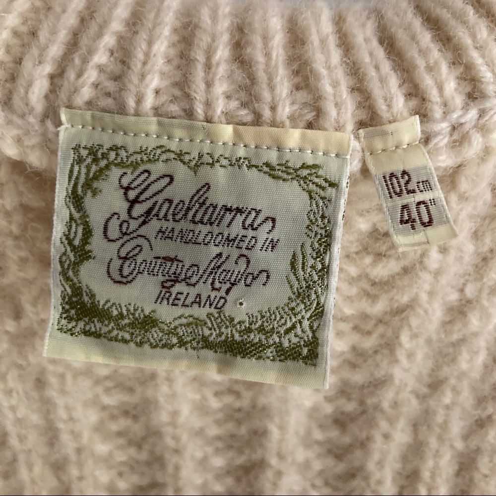 100% Wool Sweater - Picture 3 of 3